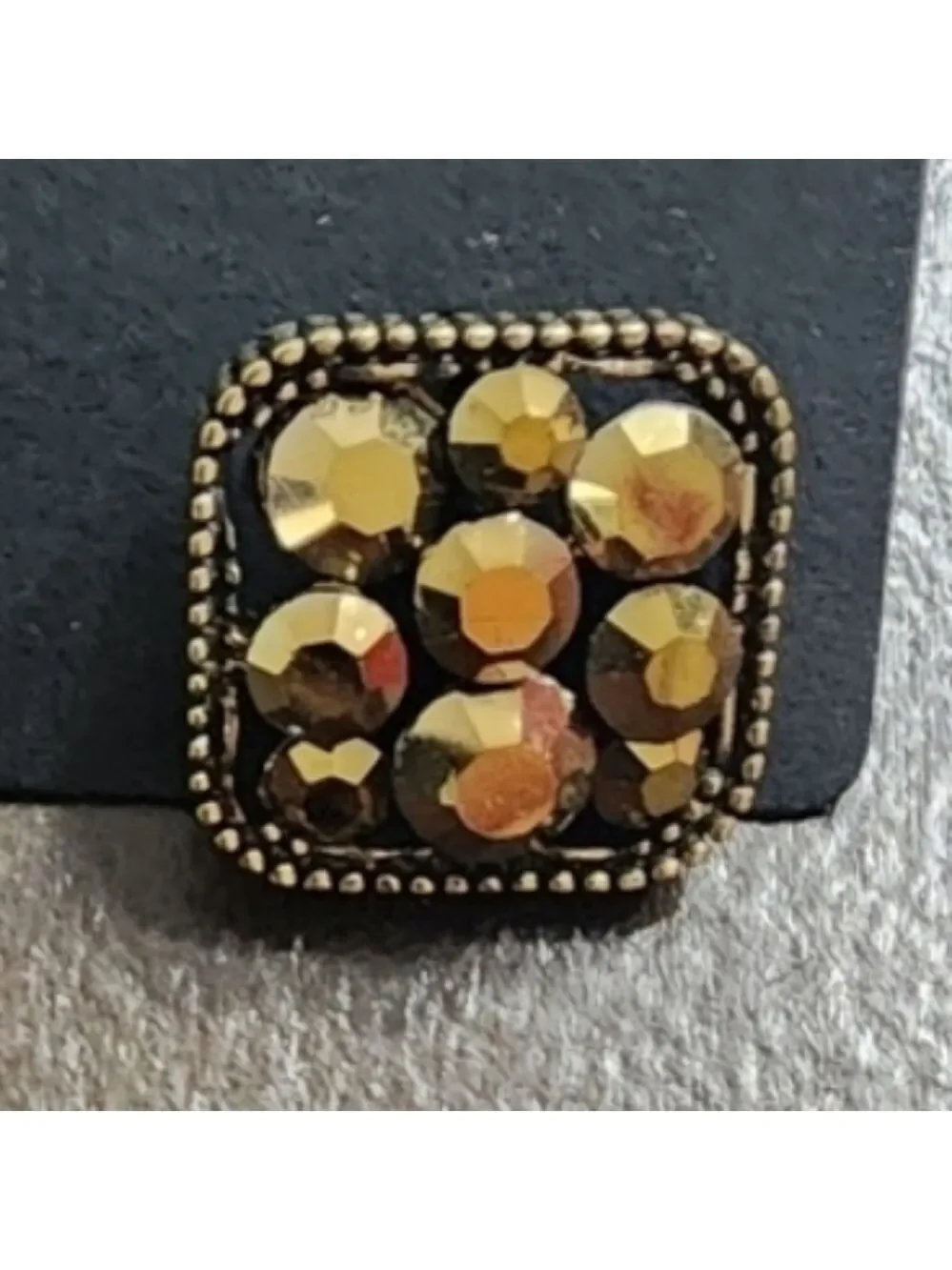 💥4 for $20💥Gold Crystal Square Stud Earrings